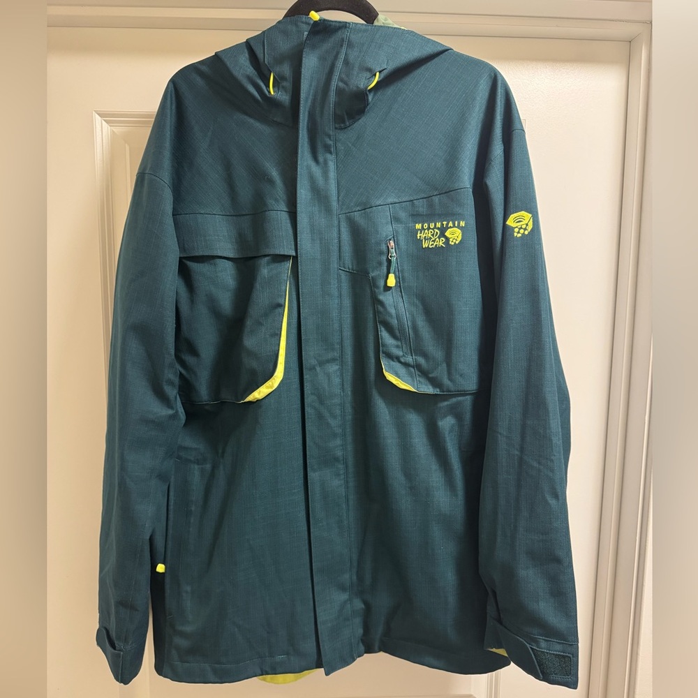 Mountain Hardwear Dark Green Jacket with Lime Accents